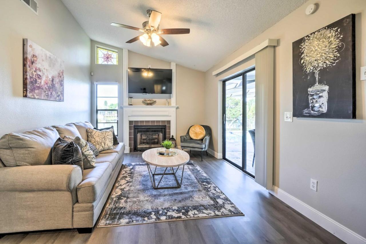 Villa Waterfront Port Richey House With Heated Pool! Extérieur photo