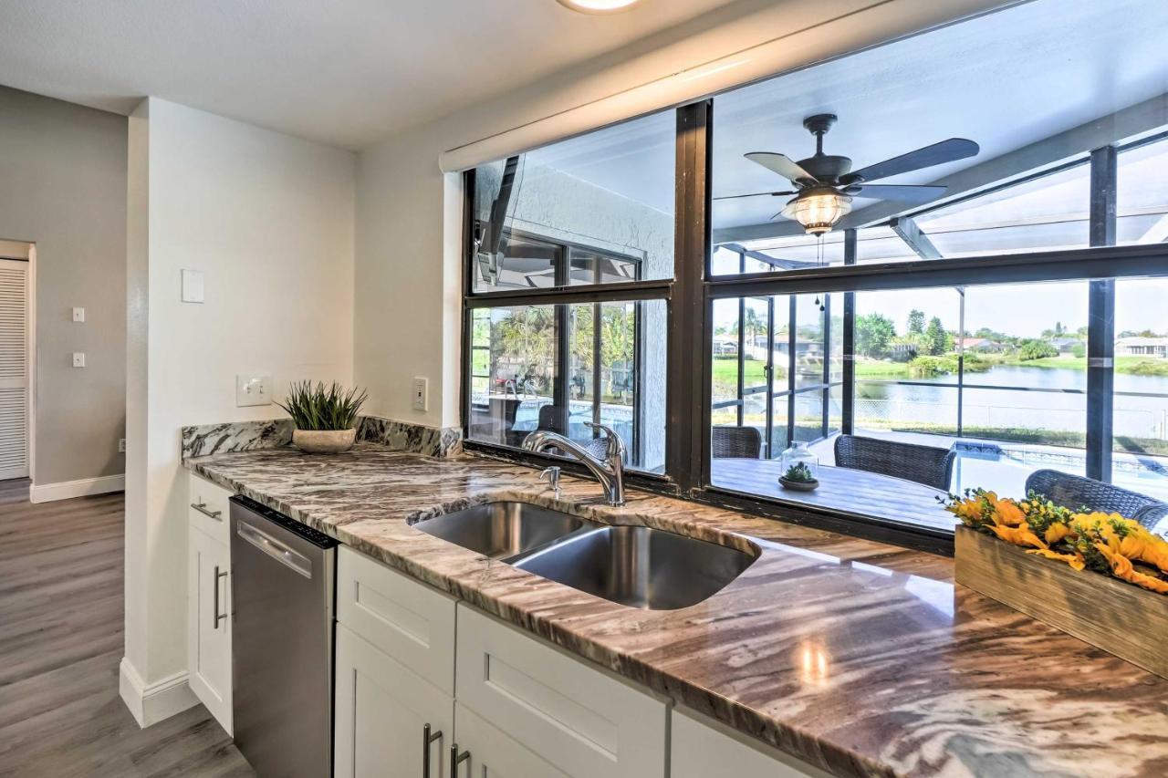 Villa Waterfront Port Richey House With Heated Pool! Extérieur photo