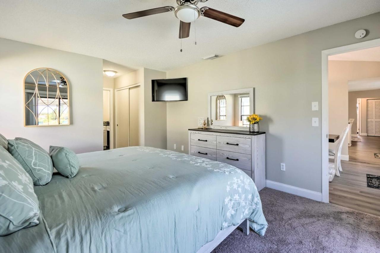 Villa Waterfront Port Richey House With Heated Pool! Extérieur photo