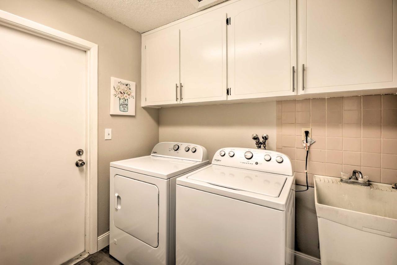 Villa Waterfront Port Richey House With Heated Pool! Extérieur photo
